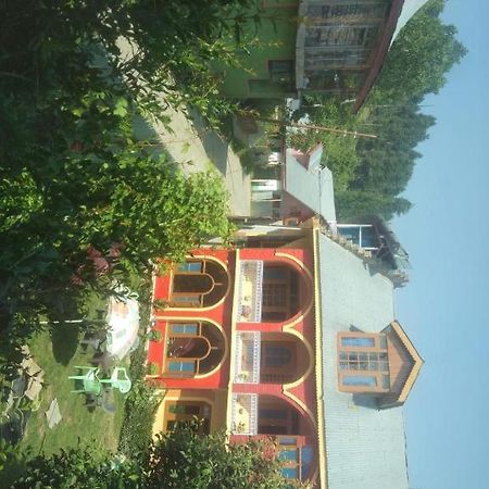 Wani Guest House Gulmarg Exterior photo